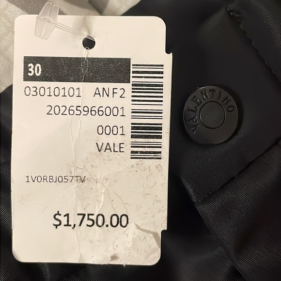 VALENTINO Black Nylon Cargo Pants With Valentino Stud Detail - Picture 6 of 11